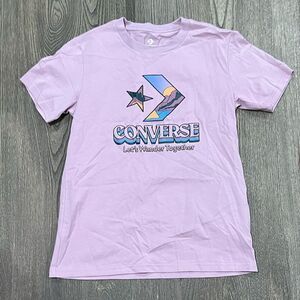 NWOT Converse Star Chevron Mountain Graphic T-Shirt Crewneck Lightweight Lilac S